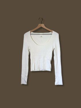 H&M Ribbed Knit Long-sleeve Sweater Top Women’s M Slit Sleeve Ends